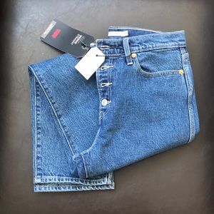 Wedgie Straight Levi